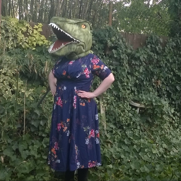 eshakti Dresses & Skirts - Eshakti 2x 20W Floral Midi Dress